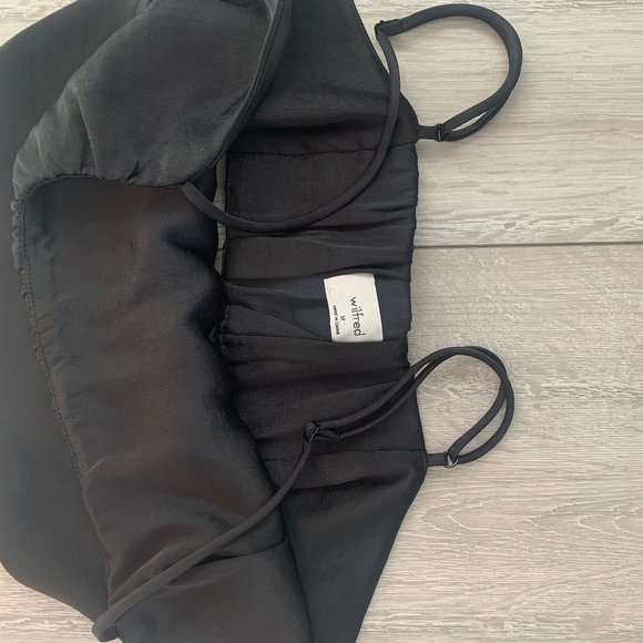 Aritzia Tank - Picture 2 of 3